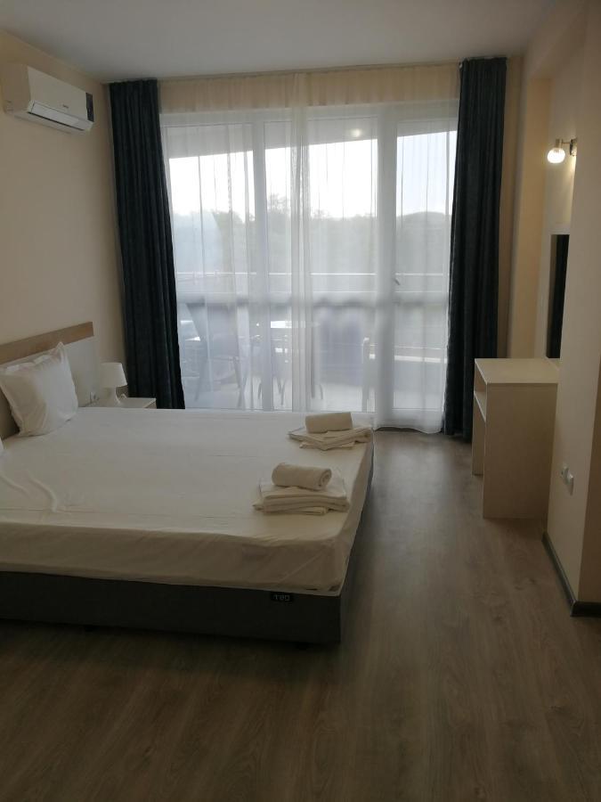 Donchevi Apartments Приморско Экстерьер фото