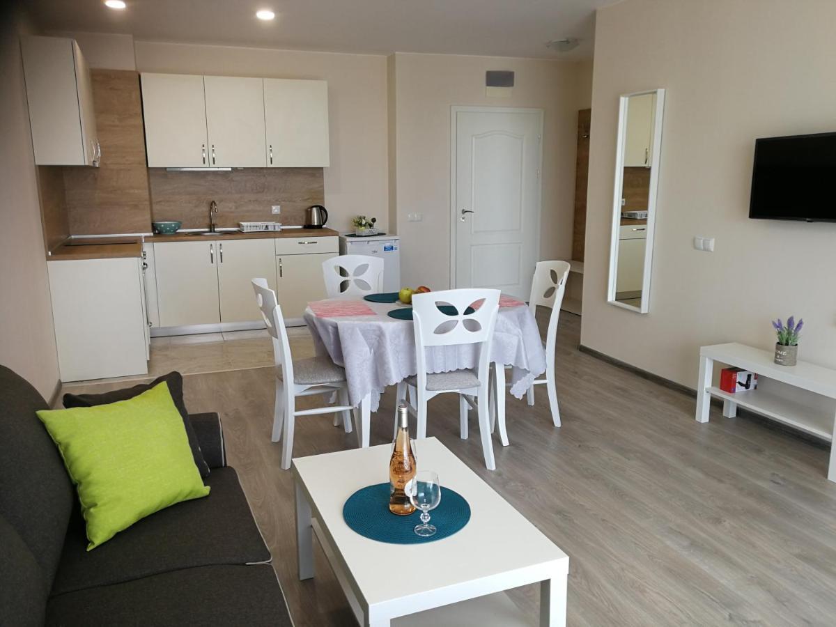 Donchevi Apartments Приморско Экстерьер фото