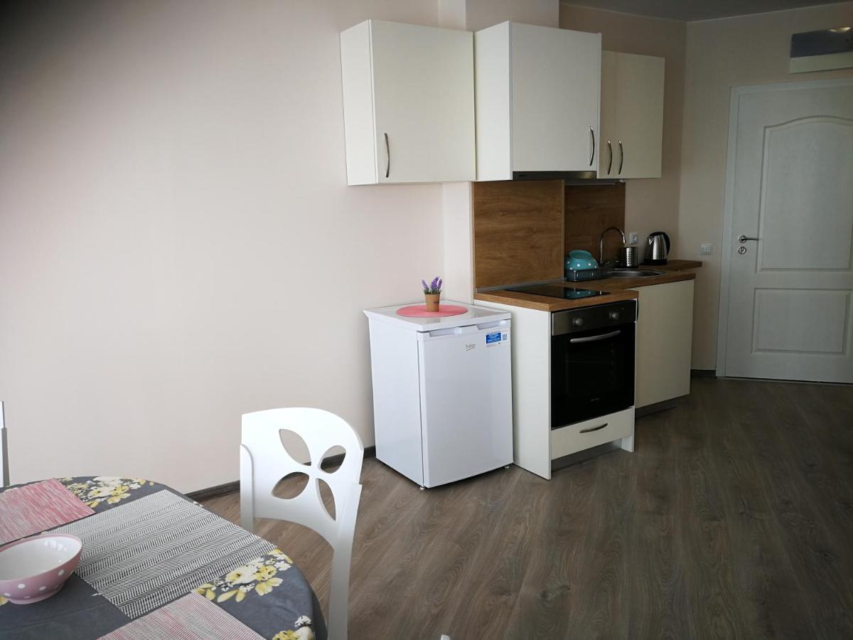 Donchevi Apartments Приморско Экстерьер фото