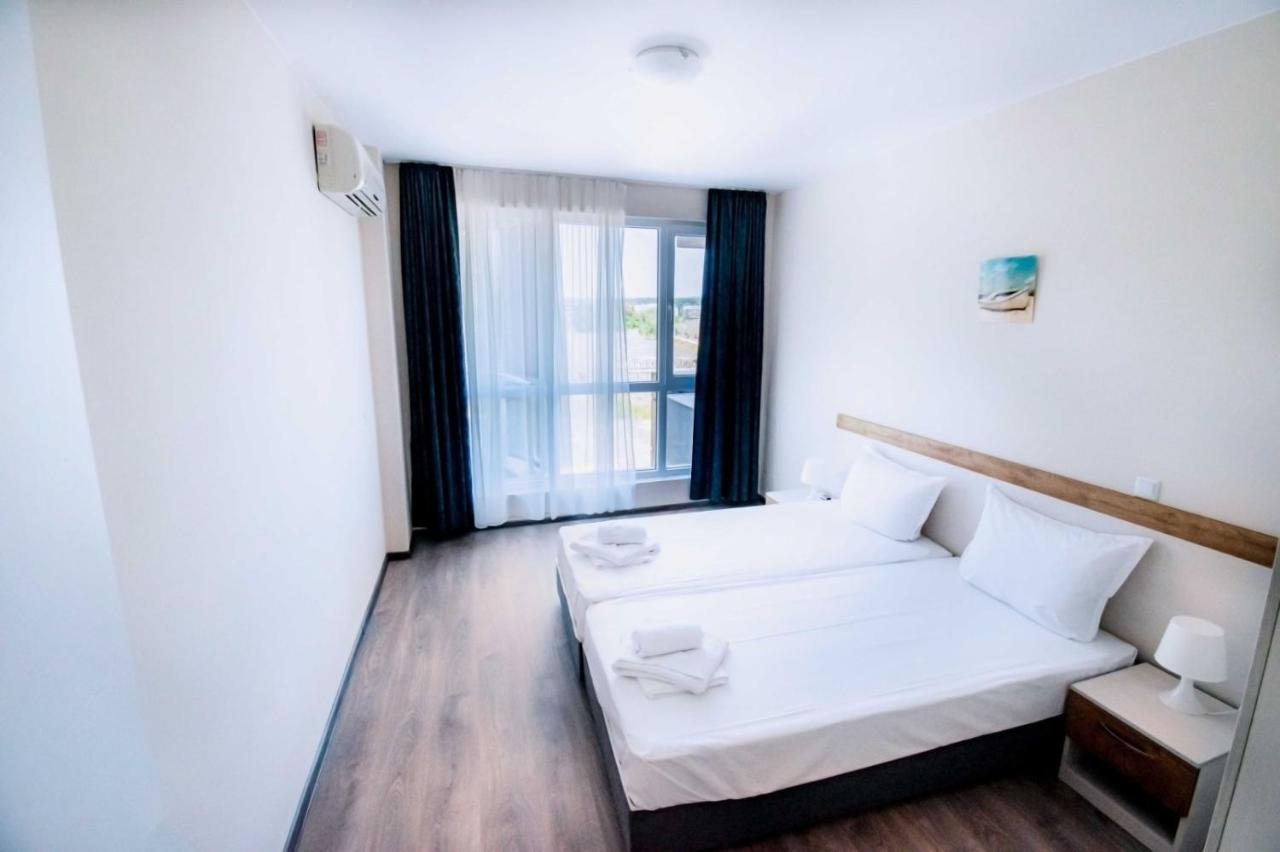 Donchevi Apartments Приморско Экстерьер фото
